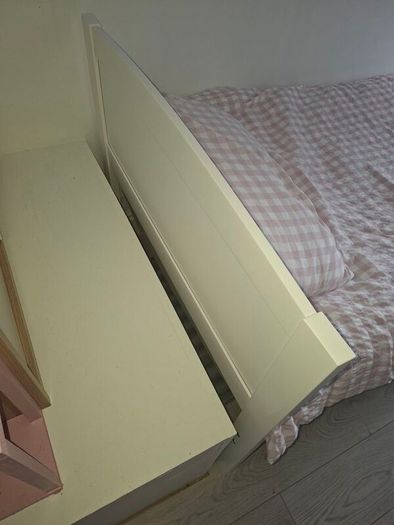 White Wooden Frame 3ft Wide single bed