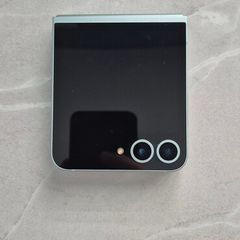 Samsung Z Flip 6