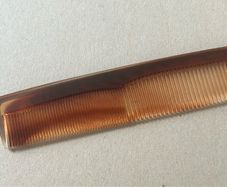 Comb