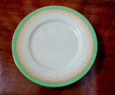 Royal Doulton "Duke of York" dinner plates