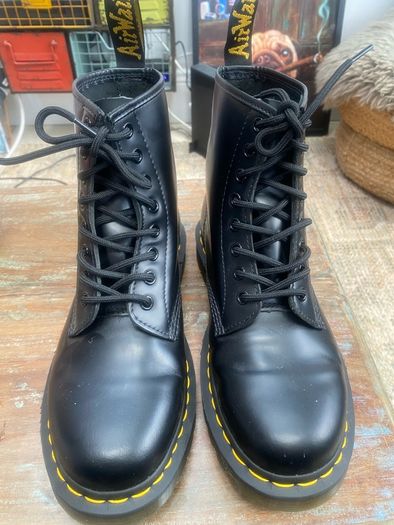 Dr. Martens size 6