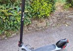 Kruz Electric Scooter - Excellent Condition (Brand New Solid Tyre Installed)