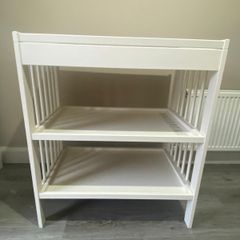 Baby changing table