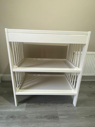 Baby changing table