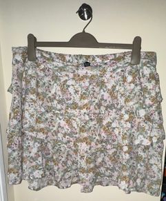 New Look White, Green and Pink Floral Frilly Skirt