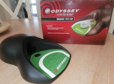 Odyssey Automatic Practice Putting Machine