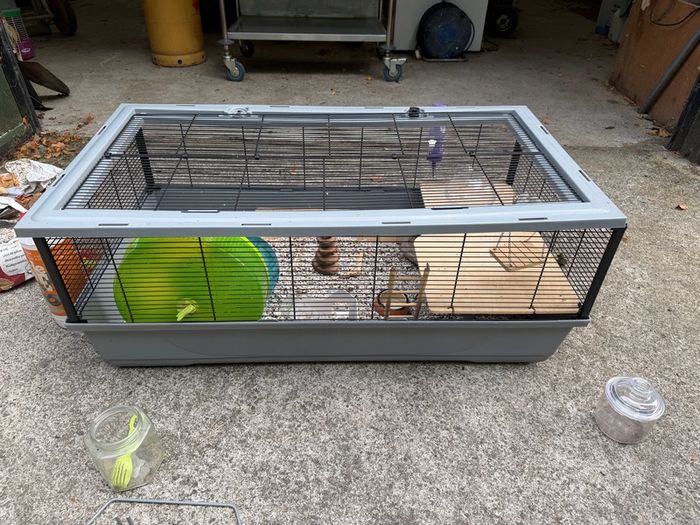 Large Animal Cage & Accessories