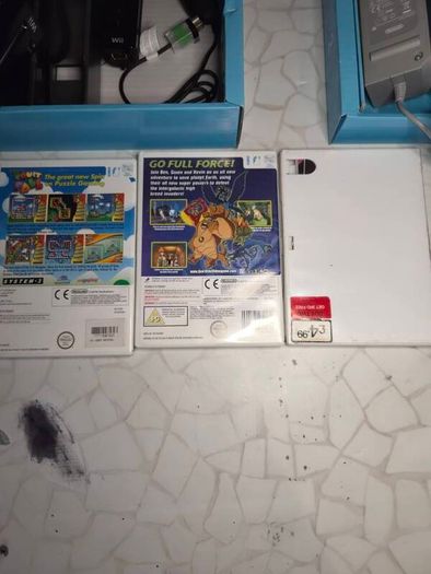 wii boxed  sealed 2 games