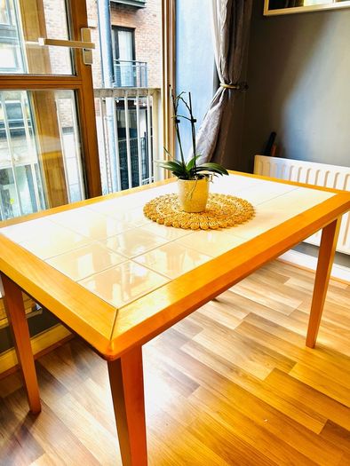 table lolopian Italy