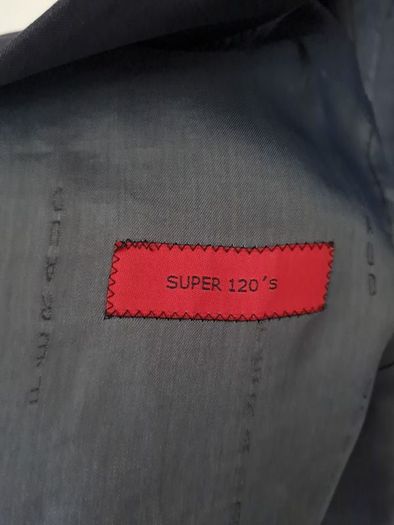 Feraud 100% wool suit jacket