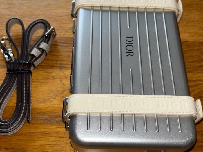 Genuine Christian Dior Rimowa X Pochette Personal shoulder bag in grey aluminium and grey leather Collector Square