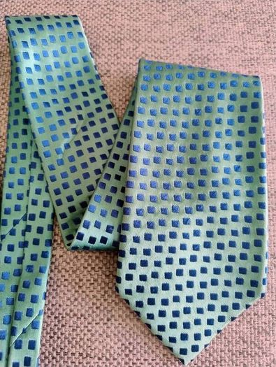 Charvet silk designer tie made in France in good condition with a small crease see last photo FREE STANDARD POSTAGE INCLUDED