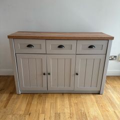 Sideboard