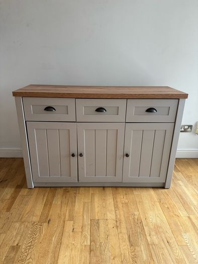 Sideboard
