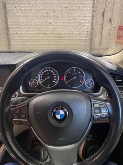 BMW 5-Series 2012