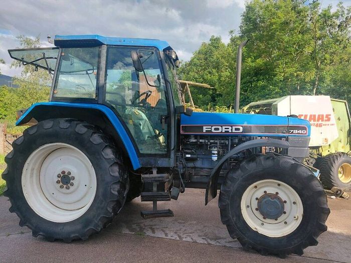 Newholland 7840
