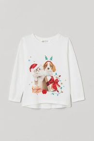 Brand new Christmas top age 2 - 4 years