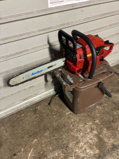 chainsaw