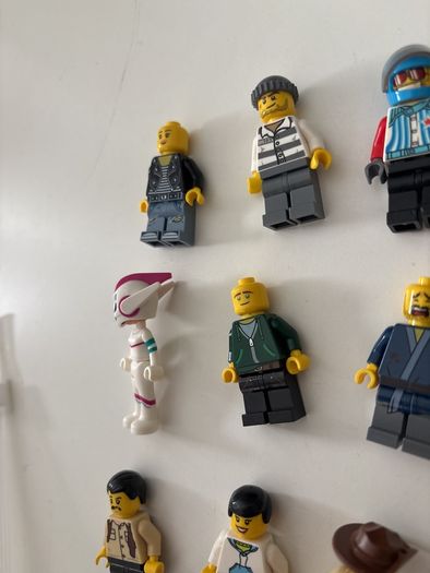 lego mixed minifigures x 13