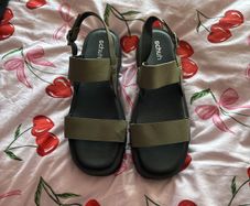 womens sandals
