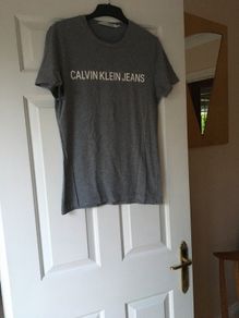 Calvin Klien t shirt