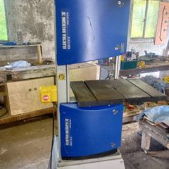 Band saw