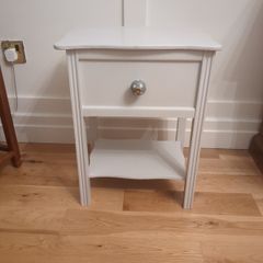 Sewing cabinet