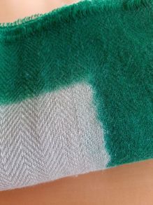 Two-tone shawl/scarf