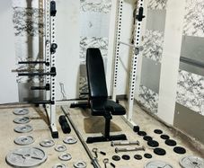 Top Olympic Weightlifting Home Gym Setup Commercial Power Rack Bench Weights Barbell Dumbbells