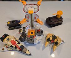 Starcom Collection