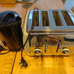 Kettle and toaster