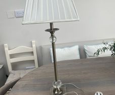 Table lamp