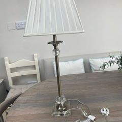 Table lamp