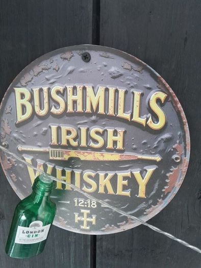metal signs