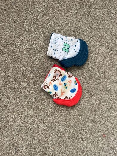 Mouth Mittens Teether x2