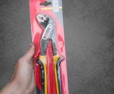 water pump or groove joint pliers