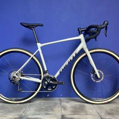 105, Giant contend ar