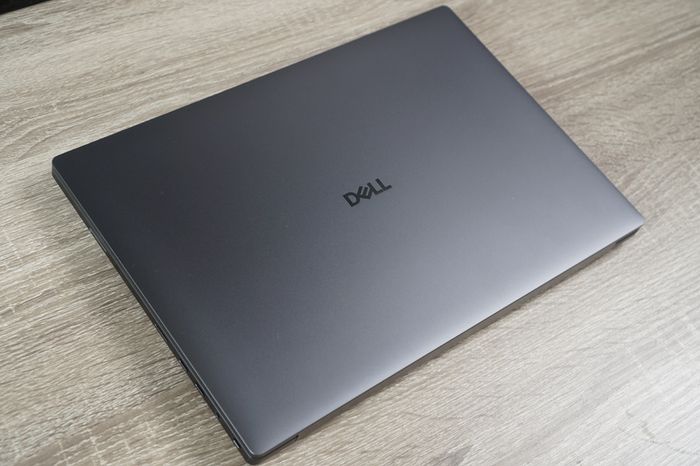 New Dell Pro Max 14 Premium | Core Ultra 7 265H | RTX PRO 1000 Blackwell | 32GB 8400 MT/s | 512GB