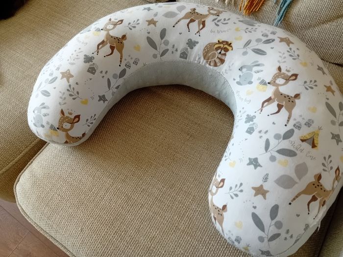 Baby Feeding Pillow