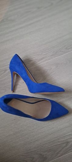 NEW Faith Lether Heels S41/7