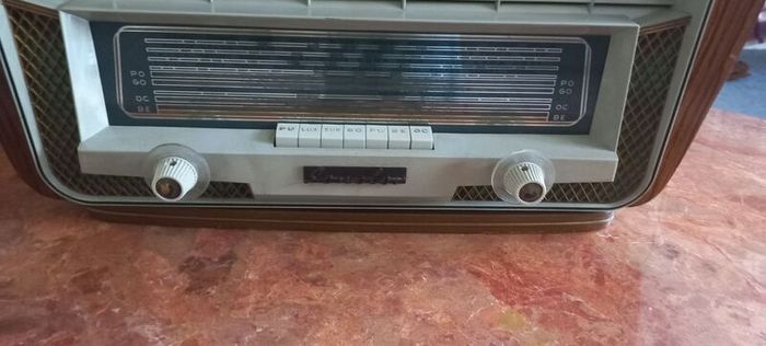 vintage radio Sonolor Trocadero works