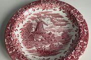 Royal Tudor ware 17th Century England