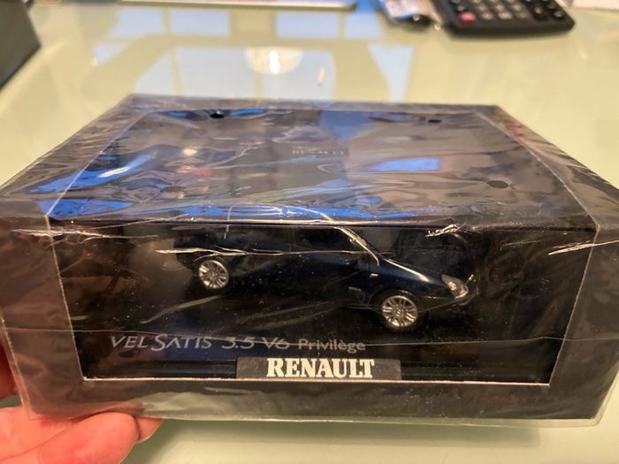 Renault Vel Satis Model