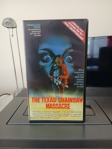 The Texas Chainsaw Massacre 1974 Film. English With Subtitles (Rare Scope Version) Letterbox Black Bars.