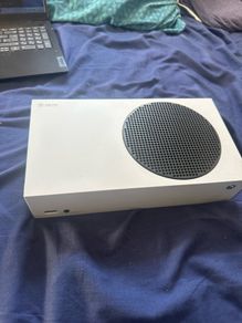 xbox series s. With two controllers and a decent headset. All wires included.