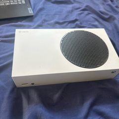 xbox series s. With two controllers and a decent headset. All wires included.