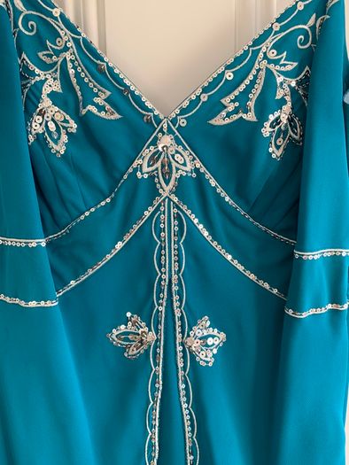 Treat Yourself! Brand New Ladies Clothes, Shoes, Jewellery, Paintings/Prints, Books, Health & Beauty!