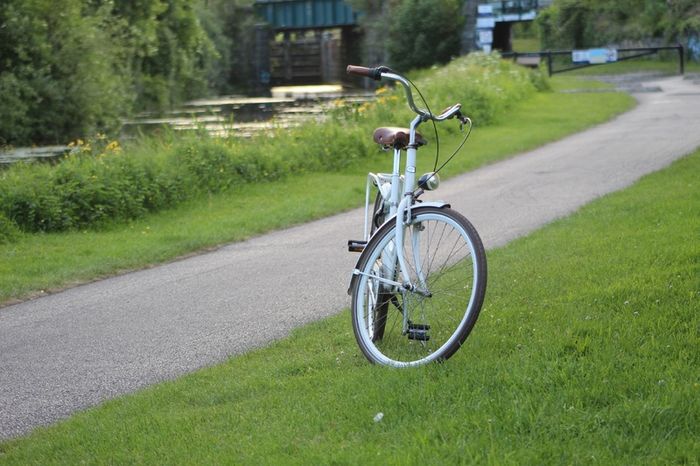 Dutch Style 3 Speed City Bike Hub Gears, Lights & Rear Pedal Brake