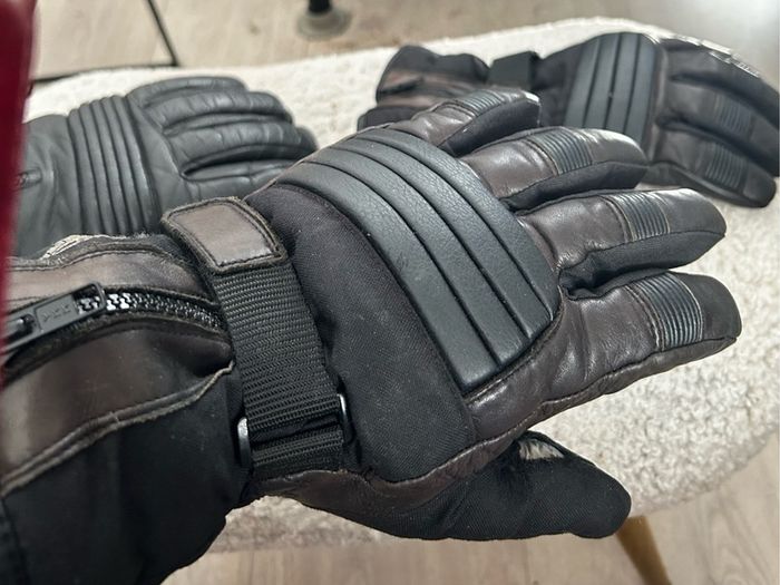 Richa gloves medium
