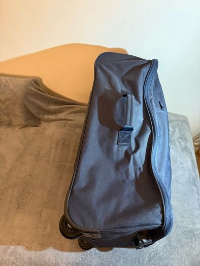 Ireland rugby Canterbury luggage approx inches 30 x 20 x 10